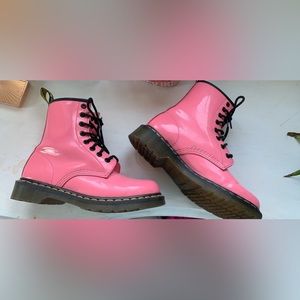 STUNNING BARBIE PINK DOC MARTENS